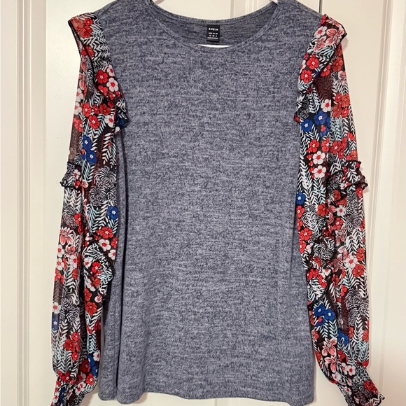 SHEIN Gray Top with Floral Sleeves - Picture 2 of 4